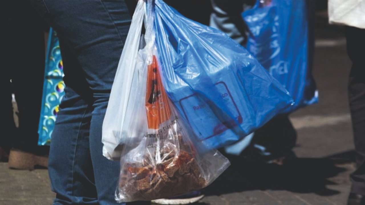 Plastik poşet de zamdan nasibini aldı