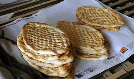 Zam yağmuru Urfa'da ekmeği de vurdu