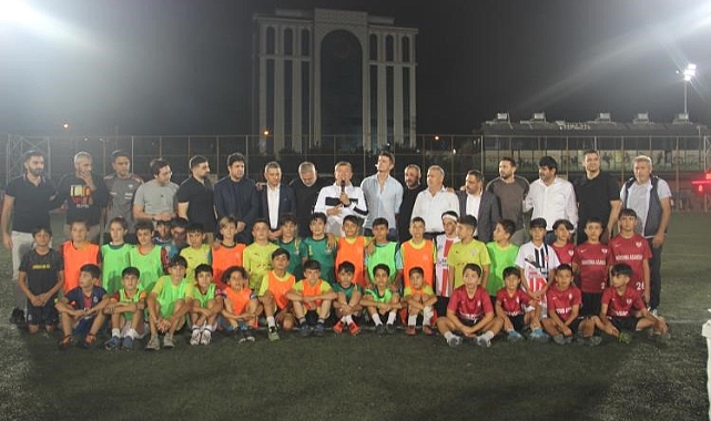 A Milli Takımın efsane futbolcuları Urfa'da