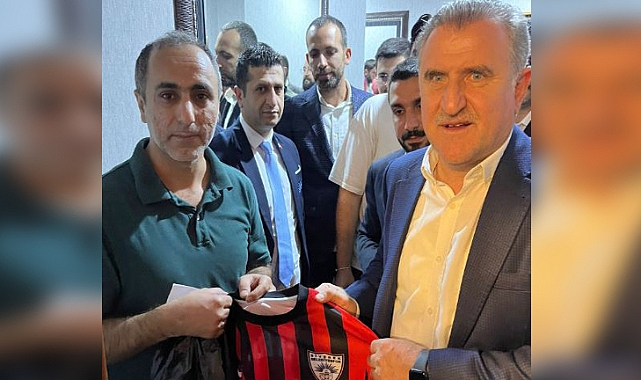 Bakan Bak’a Siverek’in yurt sorunu iletildi