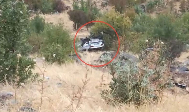 Urfa’da otomobil uçurumdan uçtu: Yaralılar var