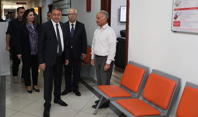 Vali Hasan Şıldak şatafata son verdi