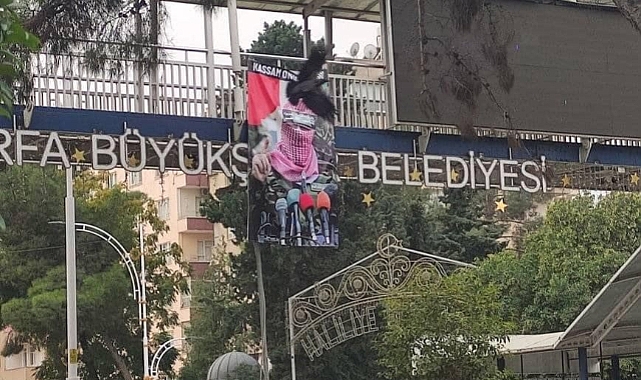 Atatürk Bulvarı'na Hamas Sözcüsünün posteri asıldı