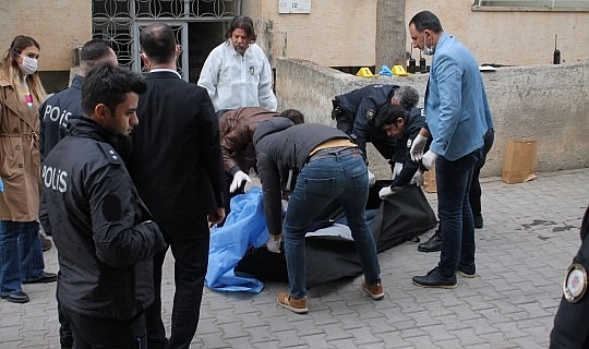 İHD: Şüpheli kadın ölümleri en çok Hakkâri, Van ve Urfa'da gerçekleşmiştir