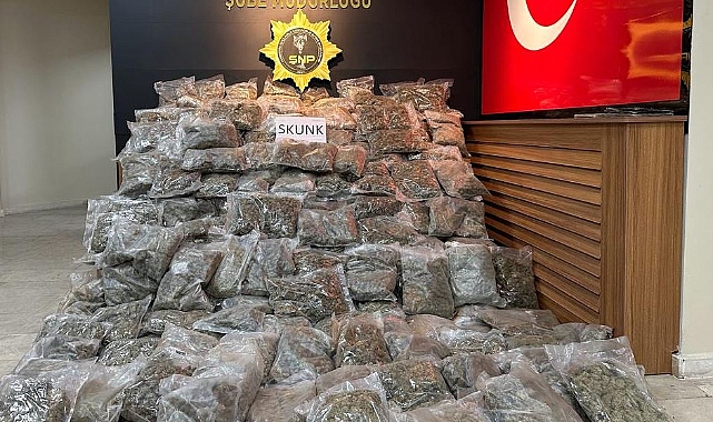 Urfa'da 90 kg Skunk maddesi ele geçirildi