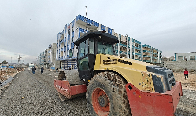 Eyyübiye'de yeni yollar asfaltlanıyor