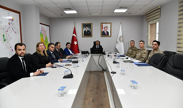 Valilikte yerel seçimlerdeki tedbirler ele alındı