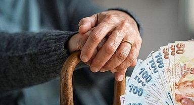 Emekli maaşı teklifi Meclis'ten geçti