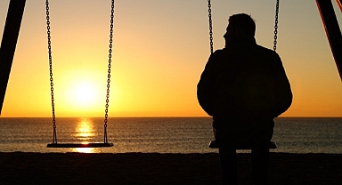 Şok edici araştırma: Hayat boyu bekar kalma ihtimaliniz var! işte nedeni...