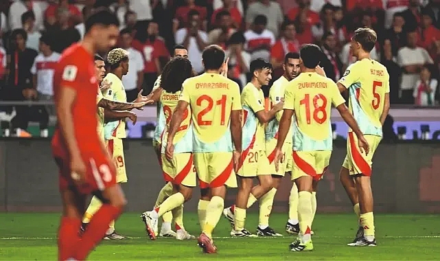 Kedinin fareyle oynadığı gibi...