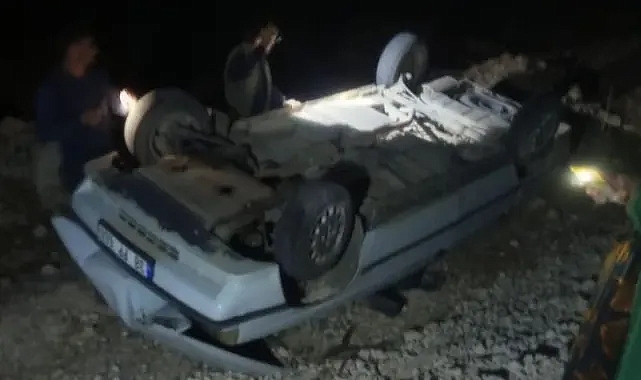 Haliliye’de otomobil takla attı: 2 yaralı