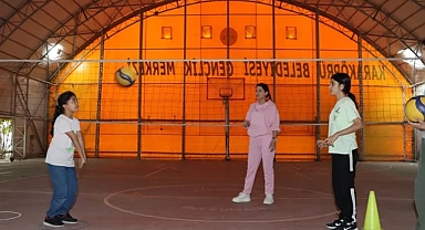 Karaköprü’de gençler voleybolla buluşuyor