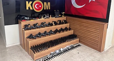 Şanlıurfa’da 37 tabanca ele geçirildi: 3 gözaltı