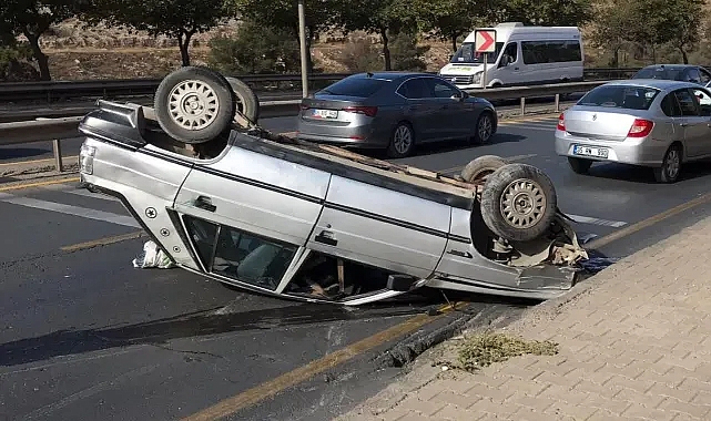 Şanlıurfa’nın meşhur yokuşunda bir otomobil daha takla attı