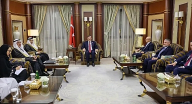 Şanlıurfalı eski Bakandan Suudi Arabistan’a üst düzey ziyaret