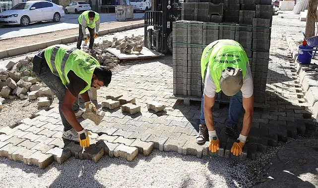Haliliye Belediyesi ilçe genelinde yol çalışmalarını aralıksız sürdürüyor