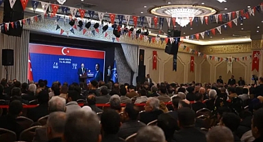 Yavuz Ağıralioğlu, Şanlıurfa'da partililere seslendi