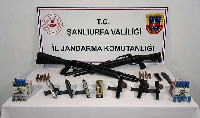 Akçakale’de 7 adrese operasyon