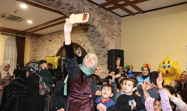 Şanlıurfa'da Yetimler İyilik Sofrasında Buluştu