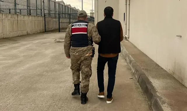 7 yıl 6 ay hapis cezası vardı: Karaköprü'de yakalandı