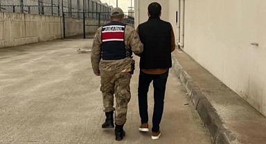 7 yıl 6 ay hapis cezası vardı: Karaköprü'de yakalandı