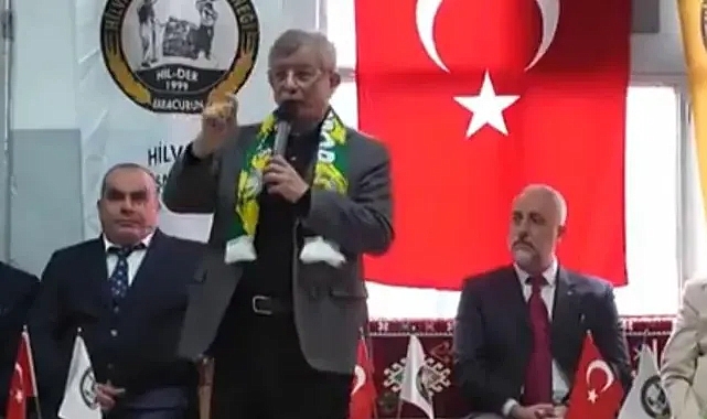 Ahmet Davutoğlu, Şanlıurfa Hilvan Derneği’ni ziyaret etti