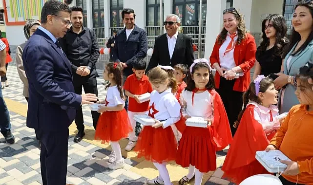 Başkan Bucak'tan çocuklara 23 Nisan hediyesi