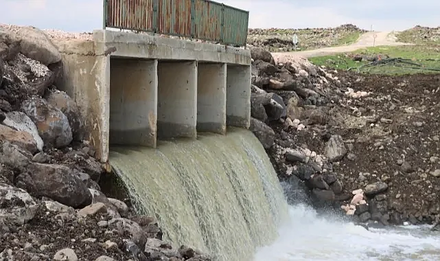 Büyükşehir, Viranşehir’de selin izlerini sildi