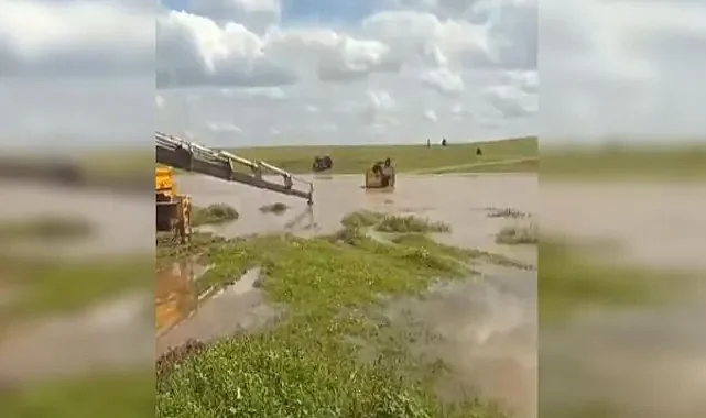 Ceylanpınar’da suda mahsur kalan 4 kişi kurtarıldı