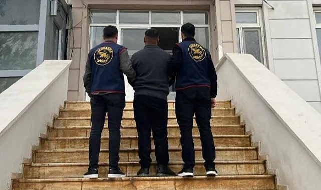 Hırsızlık suçundan aranan kişi yakalandı
