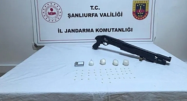 Jandarma'dan uyuşturucu operasyon: 2 şüpheli aranıyor