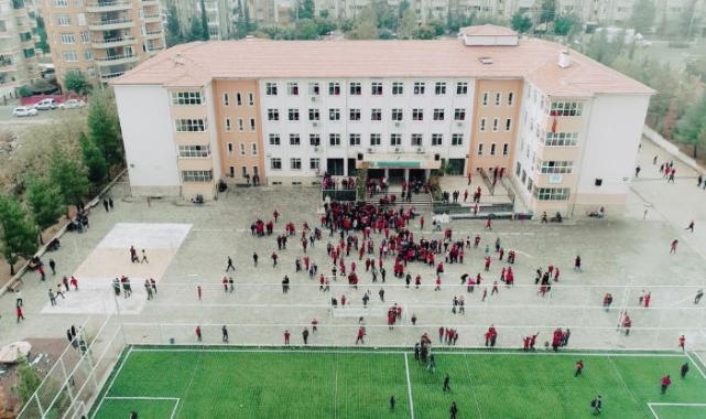 Okullardaki şiddetin temel nedenleri neler?