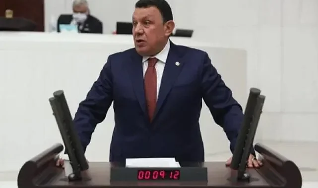 Özyavuz, okullardaki ihtiyaçlara dikkat çekti