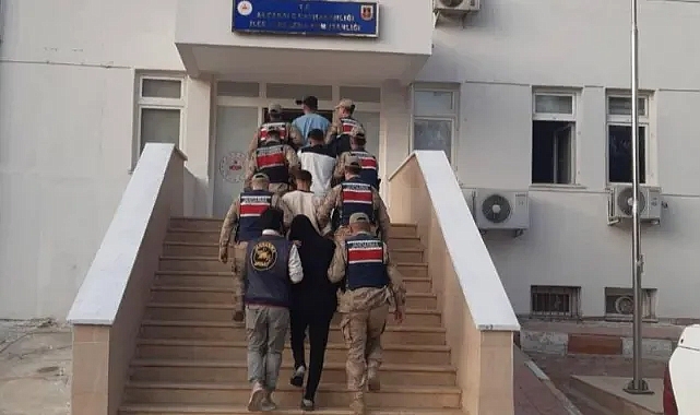 Şanlıurfa'da 18 göçmen kaçakçısı gözaltına alındı