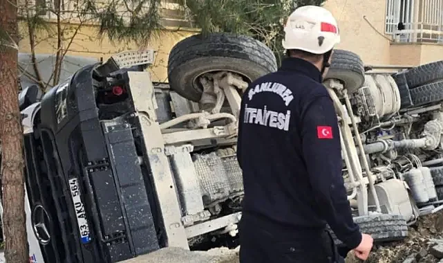 Şanlıurfa’da beton mikseri devrildi