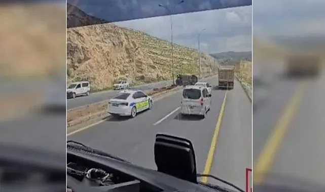 Şanlıurfa’da ticari araç takla attı: Yaralılar var