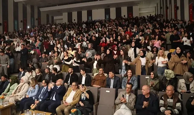 Urfa Ahengi Sıra Gecesi Topluluğu, Munzur Üniversitesi’ni şenlendirdi