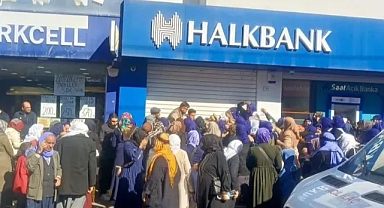 Bu da Şanlıurfa’da ‘sosyal yardım’ kuyruğu