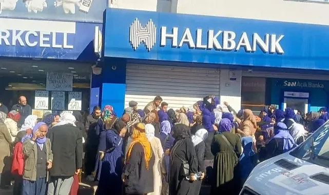 Bu da Şanlıurfa’da ‘sosyal yardım’ kuyruğu