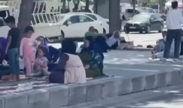Özel hastane önünde yürek burkan görüntüler