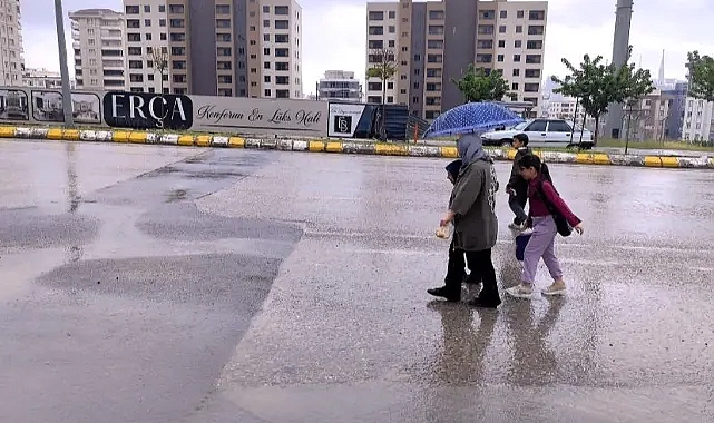 Şanlıurfa'da bahar yağmurları etkili oluyor