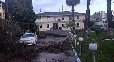 Şanlıurfa'nın 2 ilçesinde okullar tatil edildi