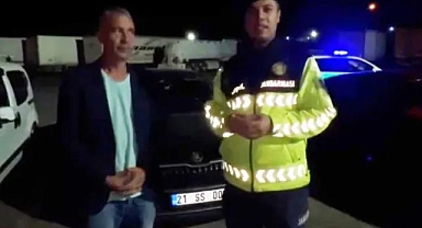 Uyuklayan sürücünün yardımına jandarma yetişti