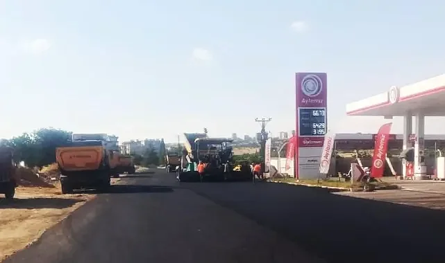 Açıksu Caddesi’nde sıcak asfalt çalışmaları devam ediyor