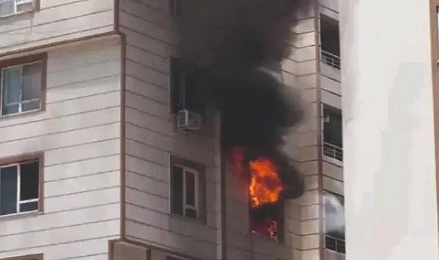 Bahçelievler'de apartman yangını korkuttu