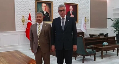 Birecik'in sağlık sorunları Bakan Memişoğlu'na iletildi