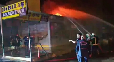 Evren Sanayi Sitesi’nde korkutan yangın (VİDEO)