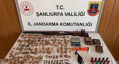 Halfeti'de 140 obje ve çok sayıda Sikke ele geçirildi
