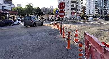 Karaköprü'de ikinci yol çökme vakası