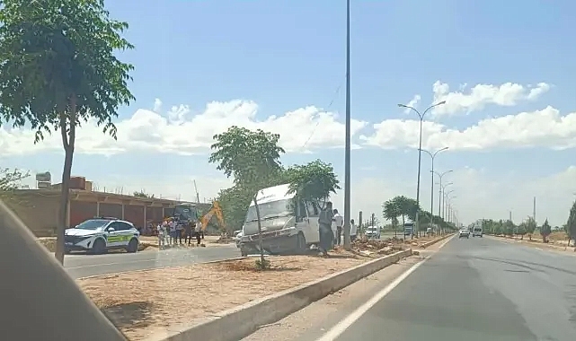 Şanlıurfa'da hatalı sollama kazayı beraberinde getirdi